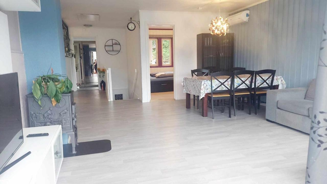 Feelhome 3 Bedroom Near University Тромсьо Екстериор снимка