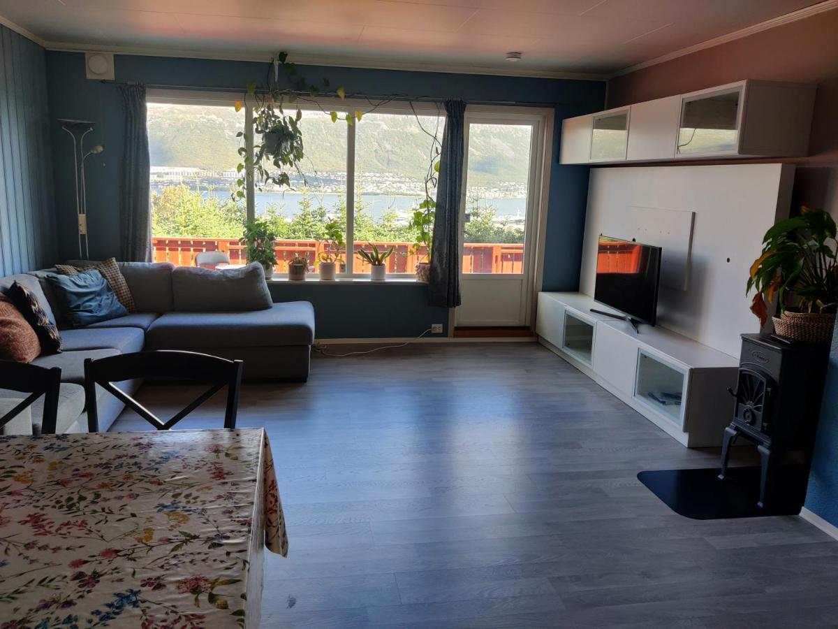 Feelhome 3 Bedroom Near University Тромсьо Екстериор снимка